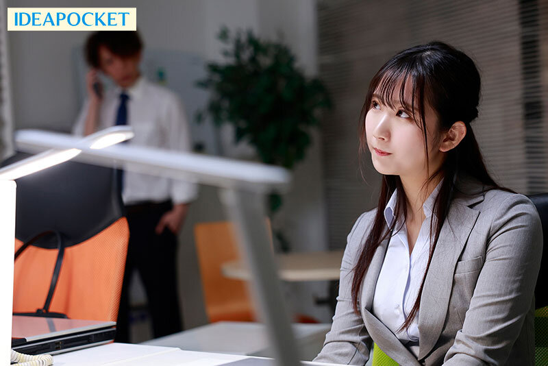 【衝撃実録】妻が他人の男に寝取られ絶叫する一晩…役野満里奈の淫語責めで夫の僕は床に這いずり、悔し涙…（4.67/5.0） - 画像1