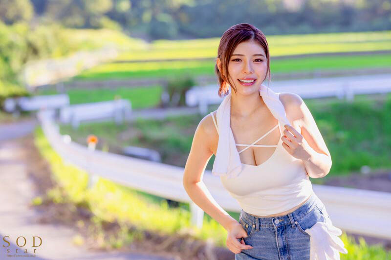 【衝撃の4.59★】神木麗の巨乳美女にド田舎で何度も中出し射精！4K画質で堪能する夢の性愛体験[期間限定特典] - 画像2